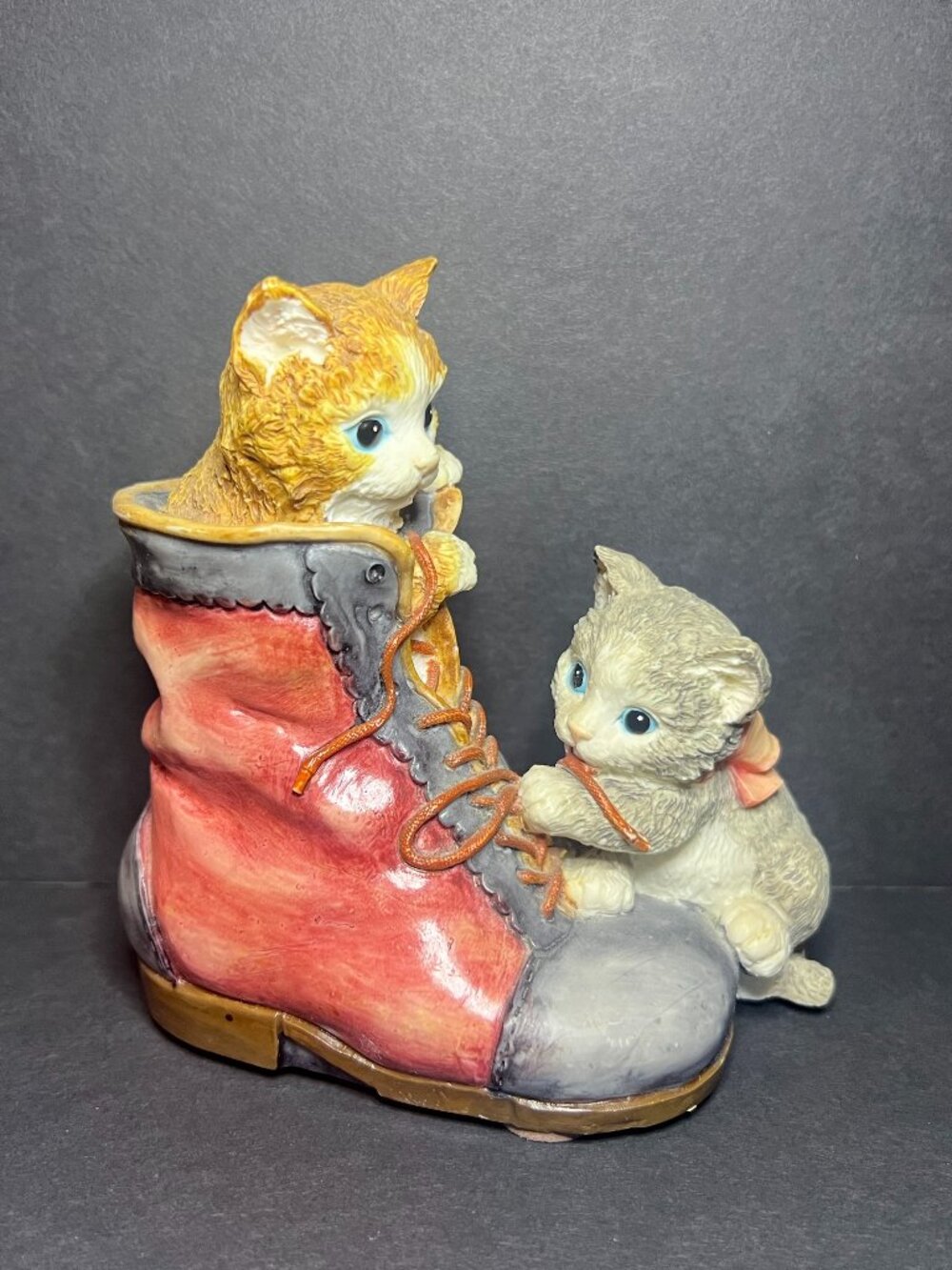 Vintage 1994 San Francisco Cats & Boot 'You've Got a Friend' Music Box Figurine